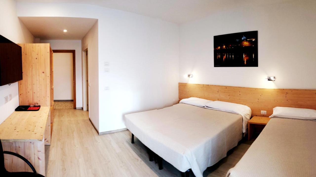 Hotel Cantaleone Сан-Микеле-аль-Адидже Экстерьер фото